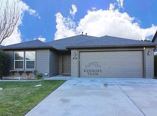 517 Jordan Ln, Richland, WA 99352