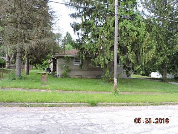2nd image of 601 Penhale Ave