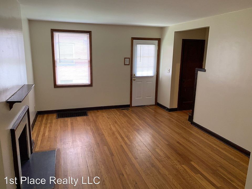1st image of 2360 Glenmawr Ave APT 4