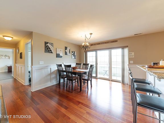 5th image of 710 W 63rd St Unit 102