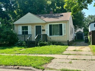 1210 E Madge Ave, Hazel Park, MI