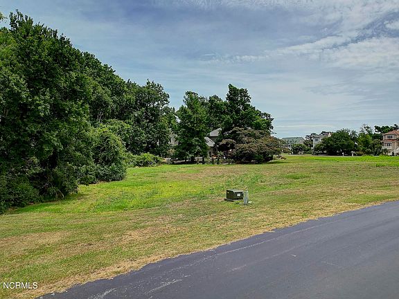 3rd image of 4439 Pine Bluff Circle SE