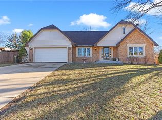 2101 NE Cookson St, Lees Summit, MO 64086