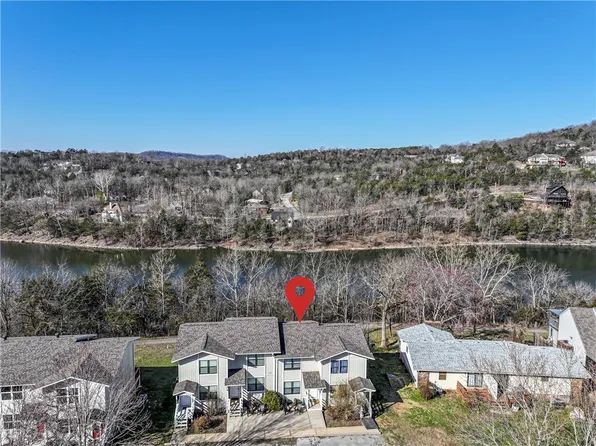 45 Blue Water Dr APT 3, Holiday Island, AR 72631