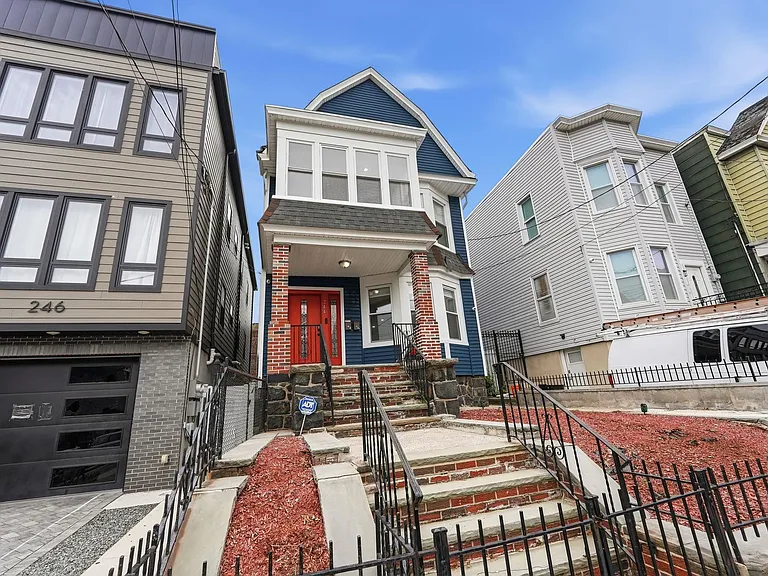 244 Clinton Ave #2 — Photo 1