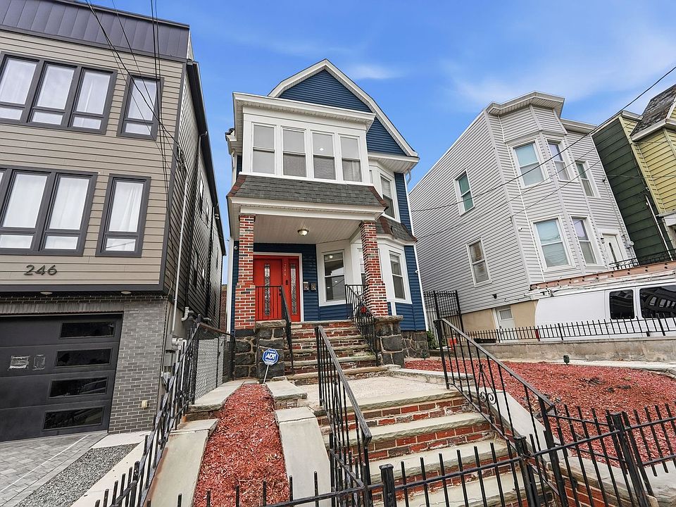 1st image of 244 Clinton Ave