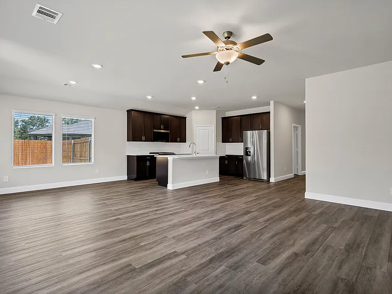 608 Willet Dr — Photo 5
