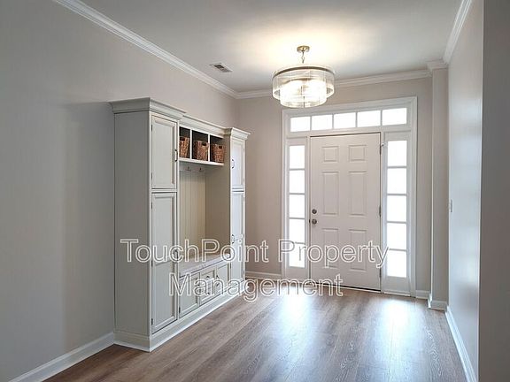 2nd image of 6470 Chadwell Ct