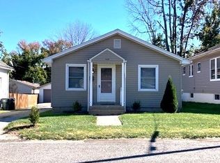 114 E Jefferson St, Columbia, IL