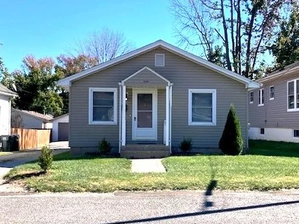 114 E Jefferson St, Columbia, IL 62236