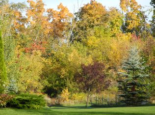 7741 Quail Ridge Dr, Dexter, MI 48130