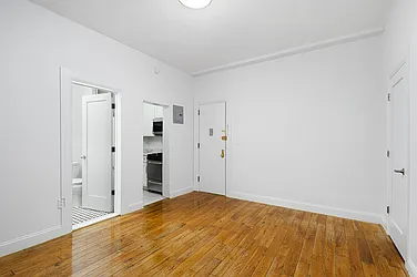 Rented by Cooper & Cooper Real Estate