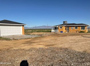 49046 70th St W, Lancaster, CA