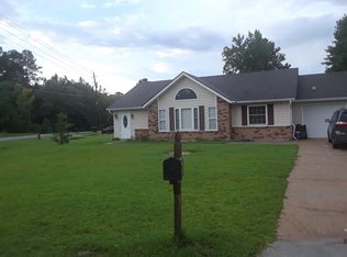 13208 Cloverdale St, Ocean Springs, MS 39564