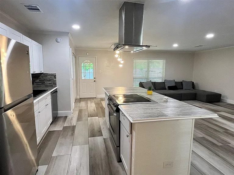 4407 Kevinkay Dr — Photo 6