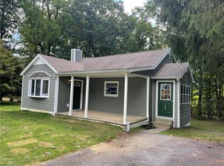 107 8th St, Wind Gap, PA 18091