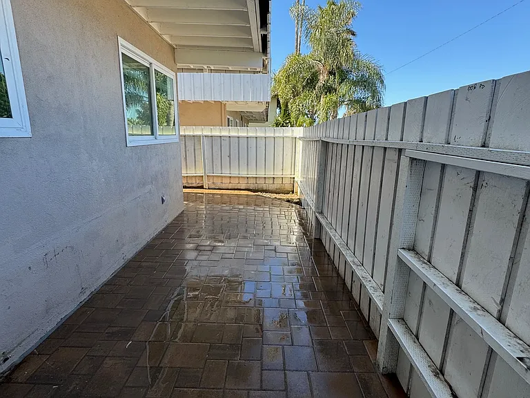 628 Empire Ave #628 — Photo 21