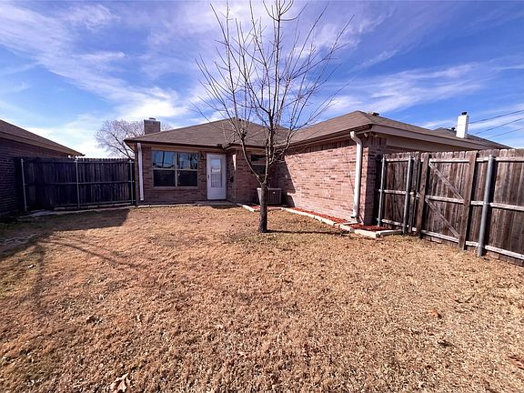 5th image of 4522 Mariner Dr