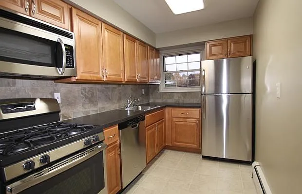 Kitchen (2)