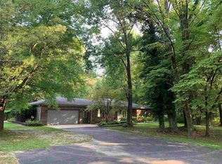 10000 Hillview Dr, Evansville, IN 47720