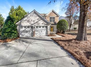 2016 Swimming Hole Cir, Raleigh, NC 27610