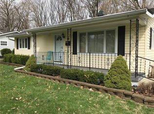 800 W Poplar St, Zionsville, IN 46077