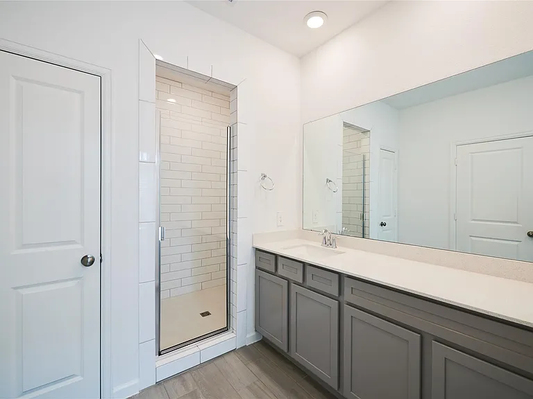 665 Royal Arch Dr — Photo 28