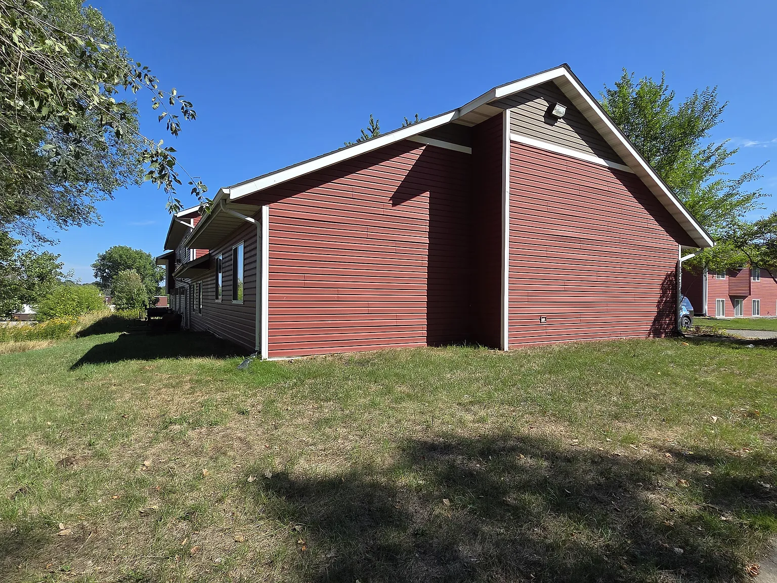 2 bed, $995 — Photo 3