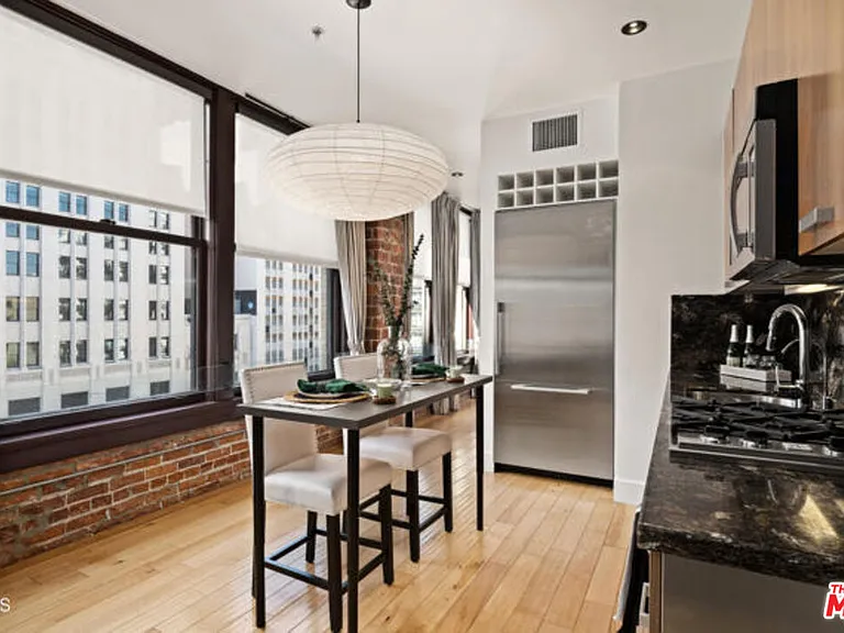 460 S Spring St #601 — Photo 1