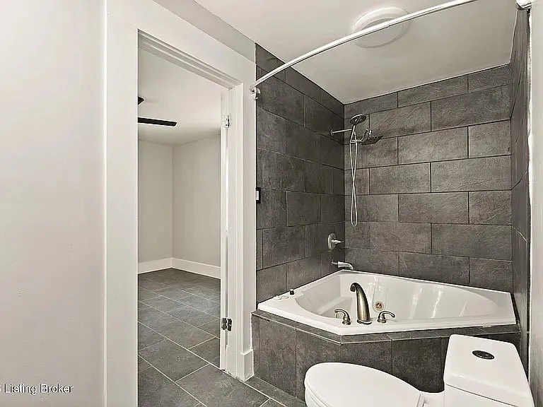 736 Iowa Ave — Photo 3