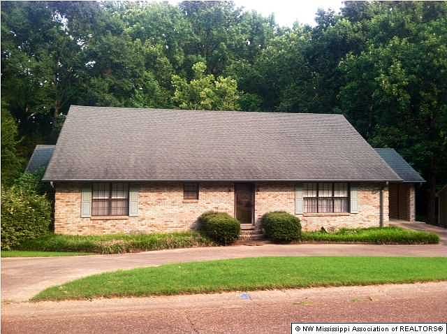 1st image of 115 Brookside Dr