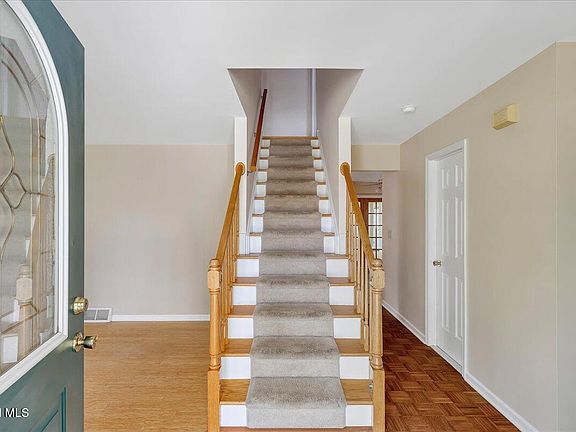 5th image of 11 Bain Drive