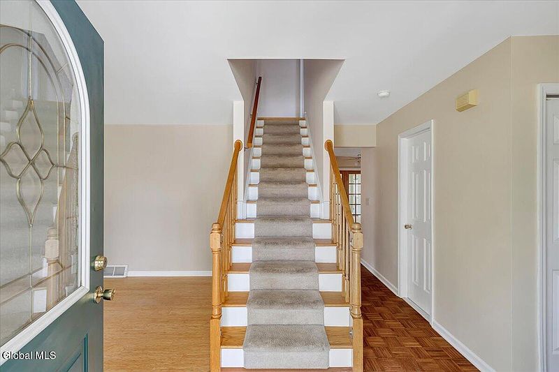 5th image of 11 Bain Drive