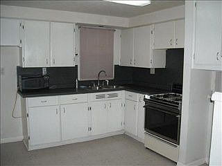 1st image of 5724 S Shartel Ave