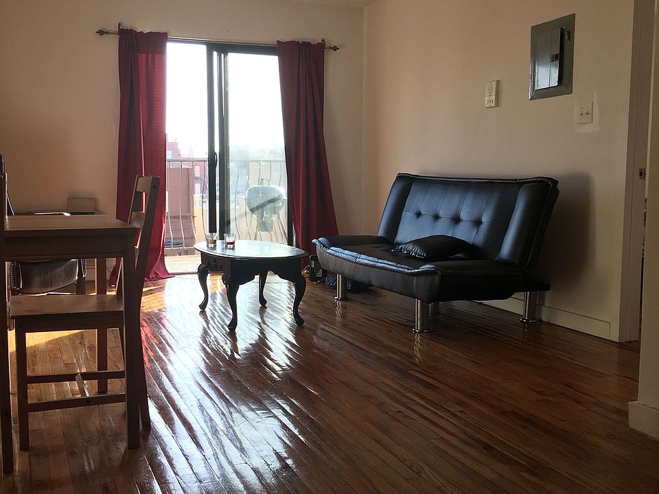 1st image of 119 Hart St APT 4A