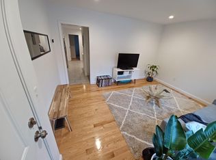 14 Beechcroft St APT 2, Brighton, MA 02135