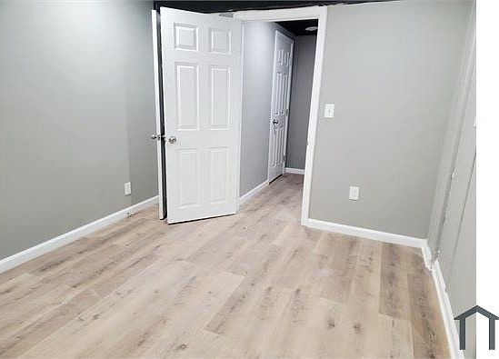 2nd image of 4338 Sheldon Ave