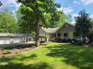 133 W Love Rd, Sanford, MI 48657