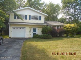 808 Elm St, Manistee, MI 49660
