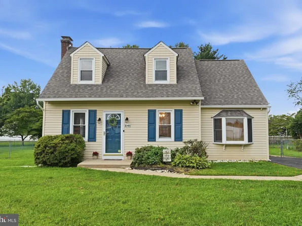 1048 Hawthorne Rd, Bensalem, PA 19020