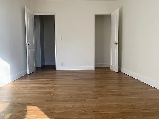 Sold by Hillel Realty Group | media 21