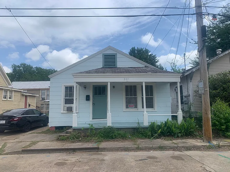 207 Jackson St — Photo 6