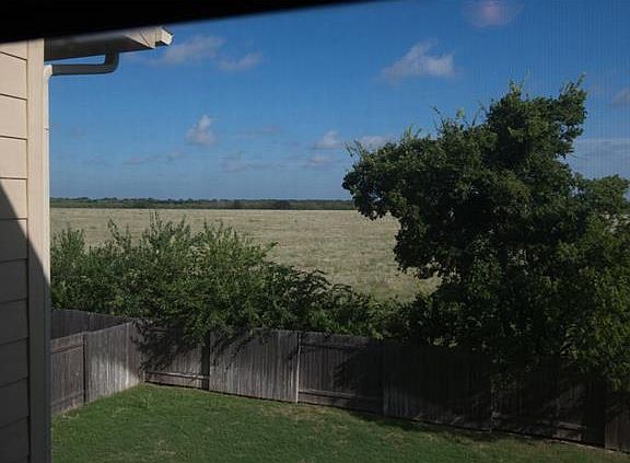 3rd image of 240 Norcia Loop