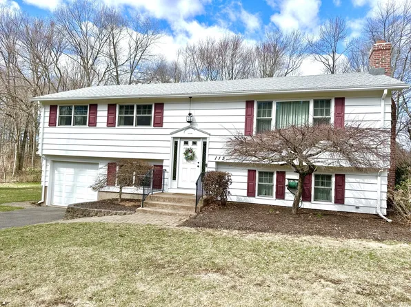 115 Shallowbrook Lane, Manchester, CT 06040