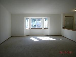 3rd image of 8440 McNiece Dr SE