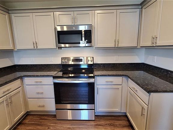 3rd image of 5929 Cape Hatteras Dr #Sl31