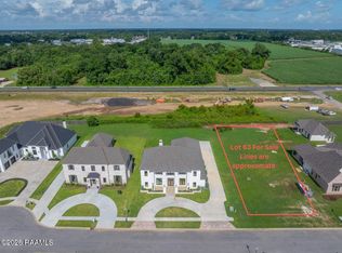 104 Trailing Oaks Dr, Youngsville, LA 70592