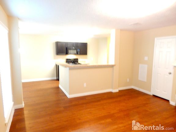 4th image of 2610 Bammelwood Dr