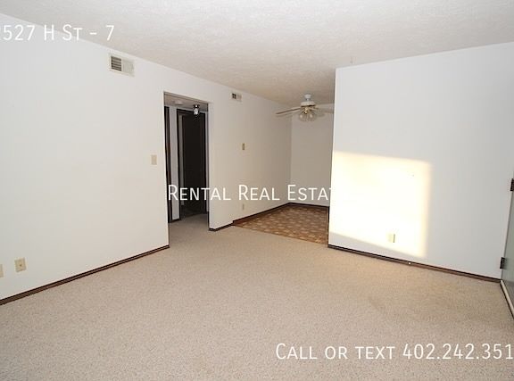 4th image of 2527 H St #7