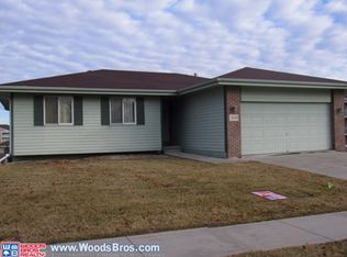2624 W South St, Lincoln, NE 68522